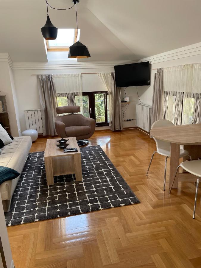 Mills, Stari Grad - Bascarsija Appartement SJJ Buitenkant foto